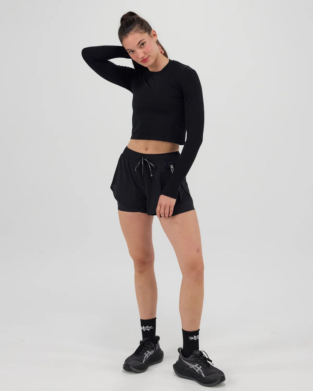 BANDIT WOMEN'S MERCURY SEAMLESS™ LONG SLEEVE CROP - BLACK