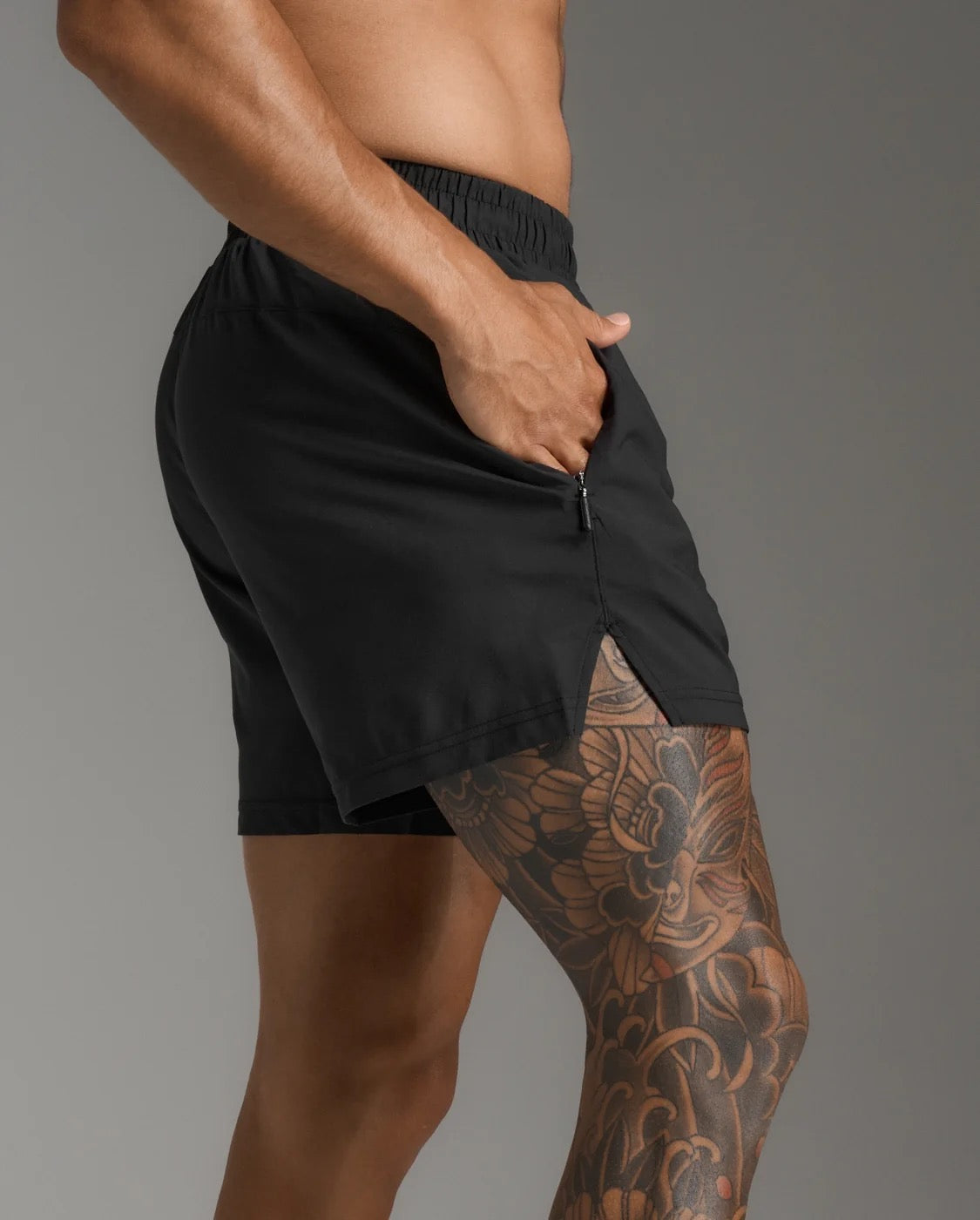 2xu Men Aspire 5 inch short