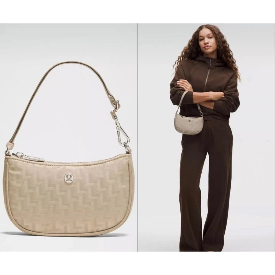Lululemon city essentials mini shoulder bag